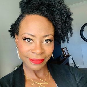 Meet your Posher, Gabriella